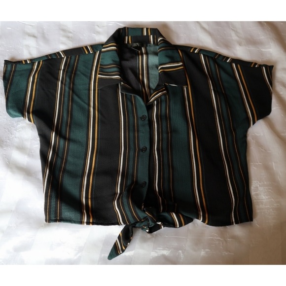 Streetwear Society Tops - Streetwear Society Striped Button Crop Top